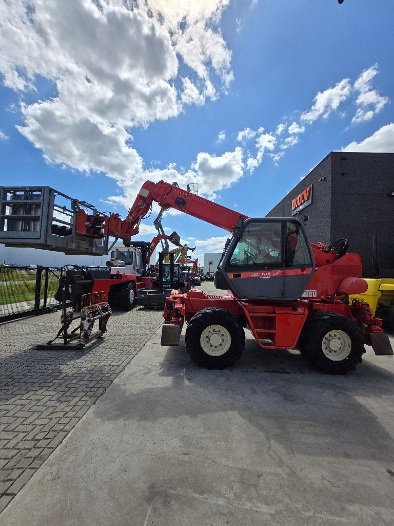 Manitou MRT 1542, Ophalen, Verreiker