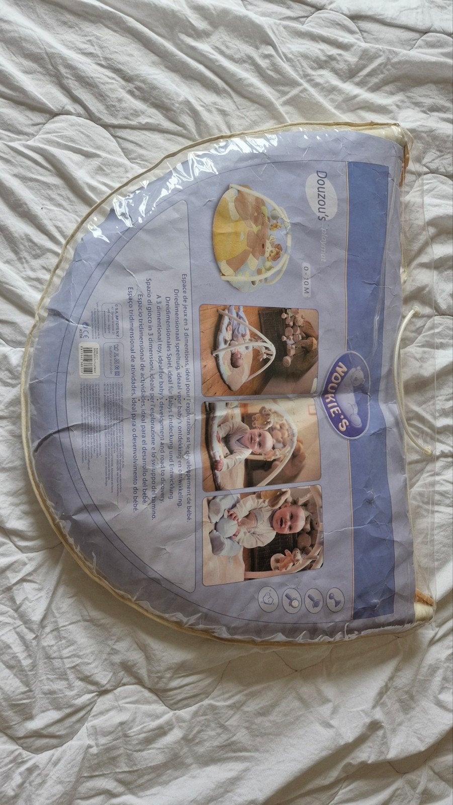 Tapis eveil noukies, Enlèvement