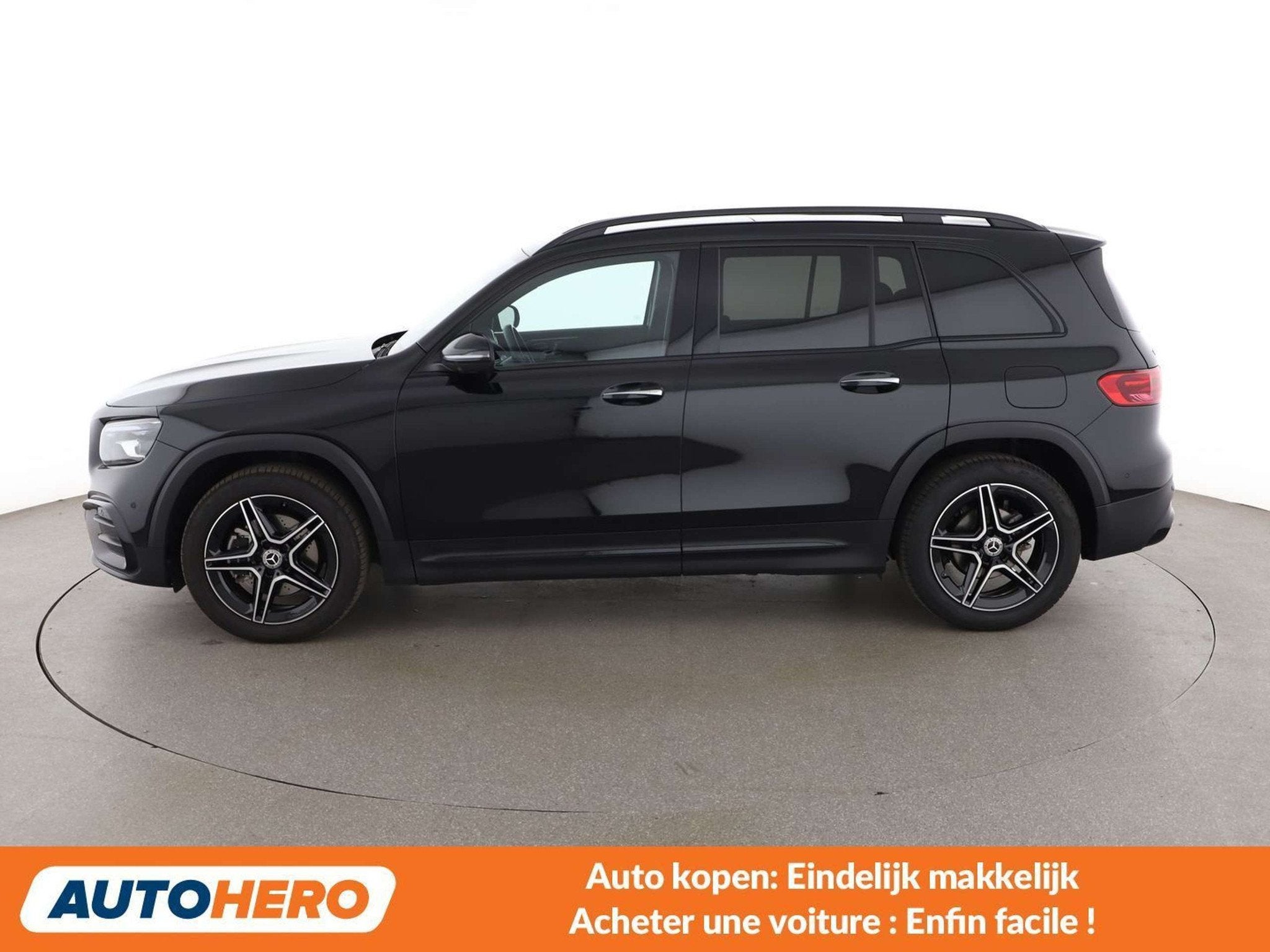 Mercedes-Benz GLB 180 GLB 180 Mild-Hybrid AMG Line, Auto's, Gebruikt, 161 g/km, Overige brandstoffen, Zwart