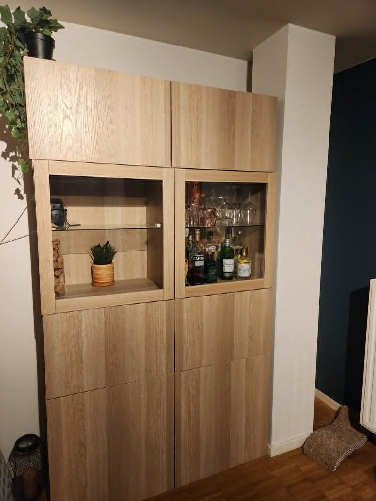 Vitrinekast ikea Besta, Ophalen, Met deur(en), 100 tot 150 cm, 200 cm of meer