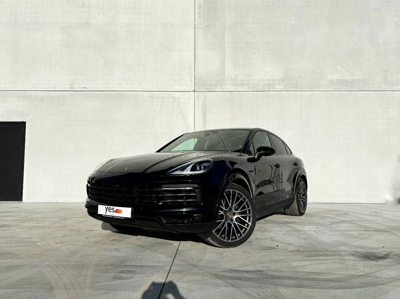 Porsche Cayenne E-hybrid Coupé | Platinum edition | Leasing, Autos, Cuir, Cayenne, Achat, Détection des panneaux routiers