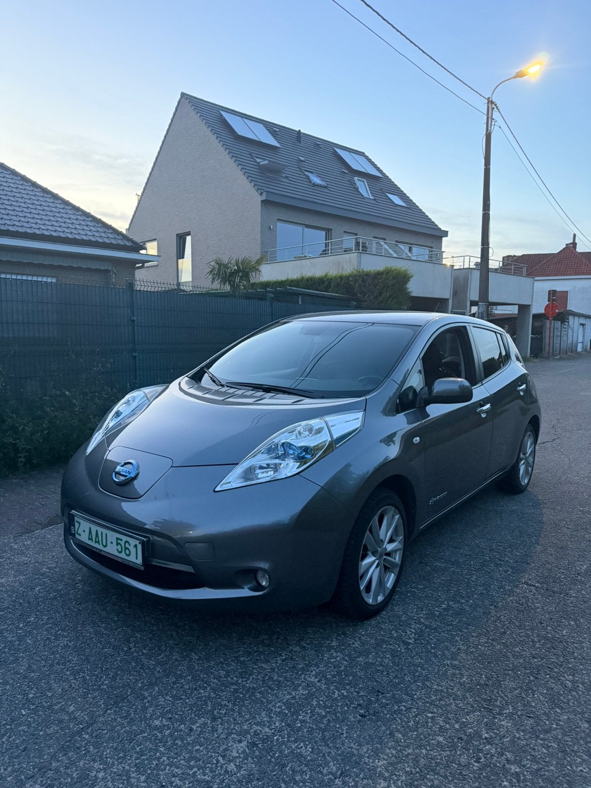 Nissan Leaf 2015 Elektrisch 24kw gekeurd verkoop!, Auto's, Nissan, Automaat, 5 zetels, Leaf, Airconditioning