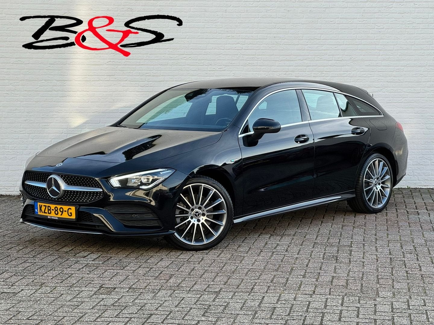 Mercedes-Benz CLA 250 Shooting Brake e AMG-Line Advantage Ca, Auto's, Automaat, CLA, 15 kWh, Zwart