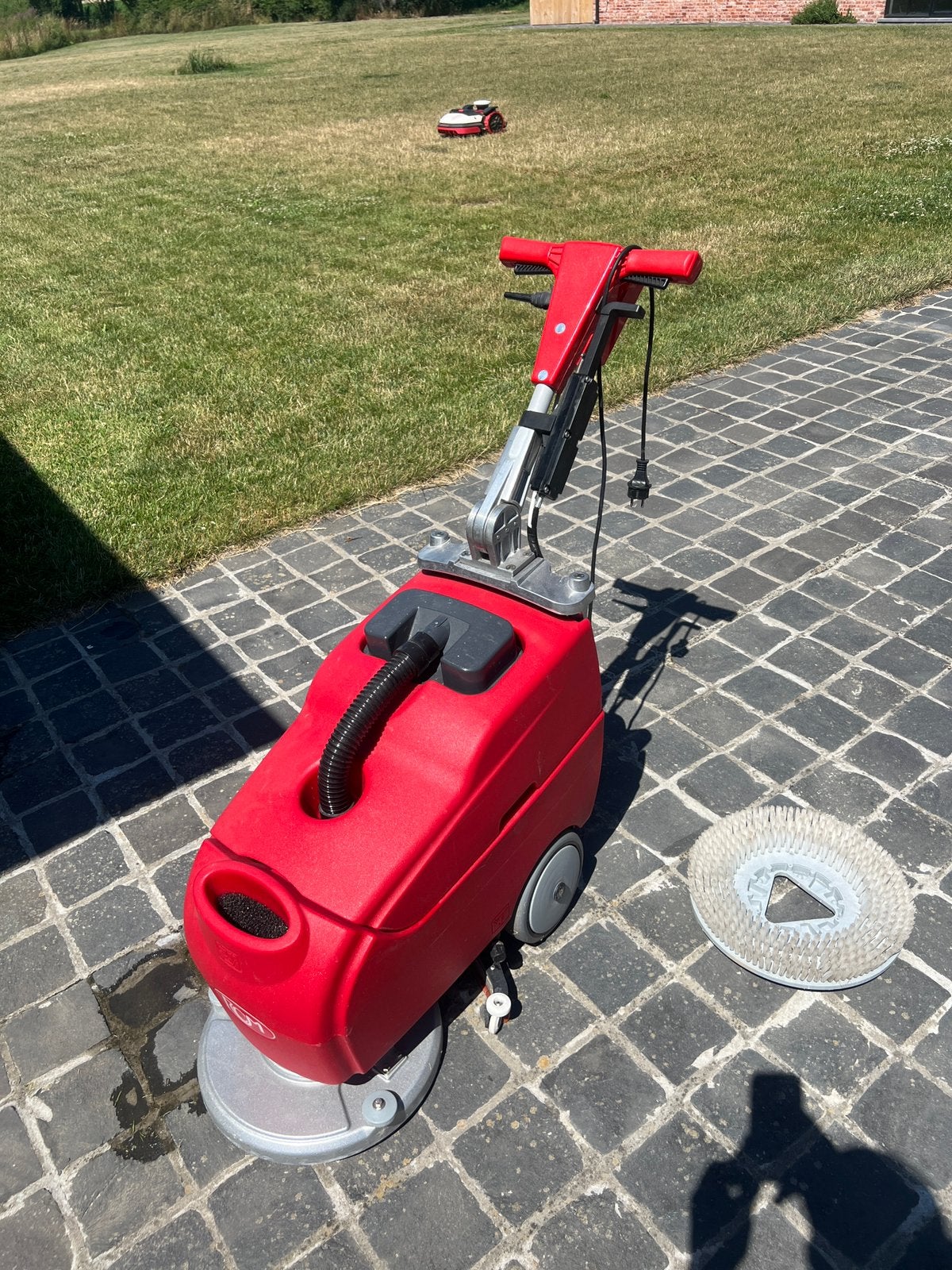 Kuismachine RCM BIT 391 CB, Doe-het-zelf en Bouw, Reinigingsmachines, Zo goed als nieuw, Schrobmachine, Ophalen