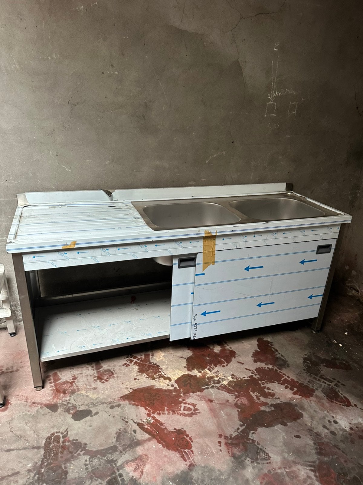 Plonge sur armoire 2 bacs et un egouttoir, Enlèvement