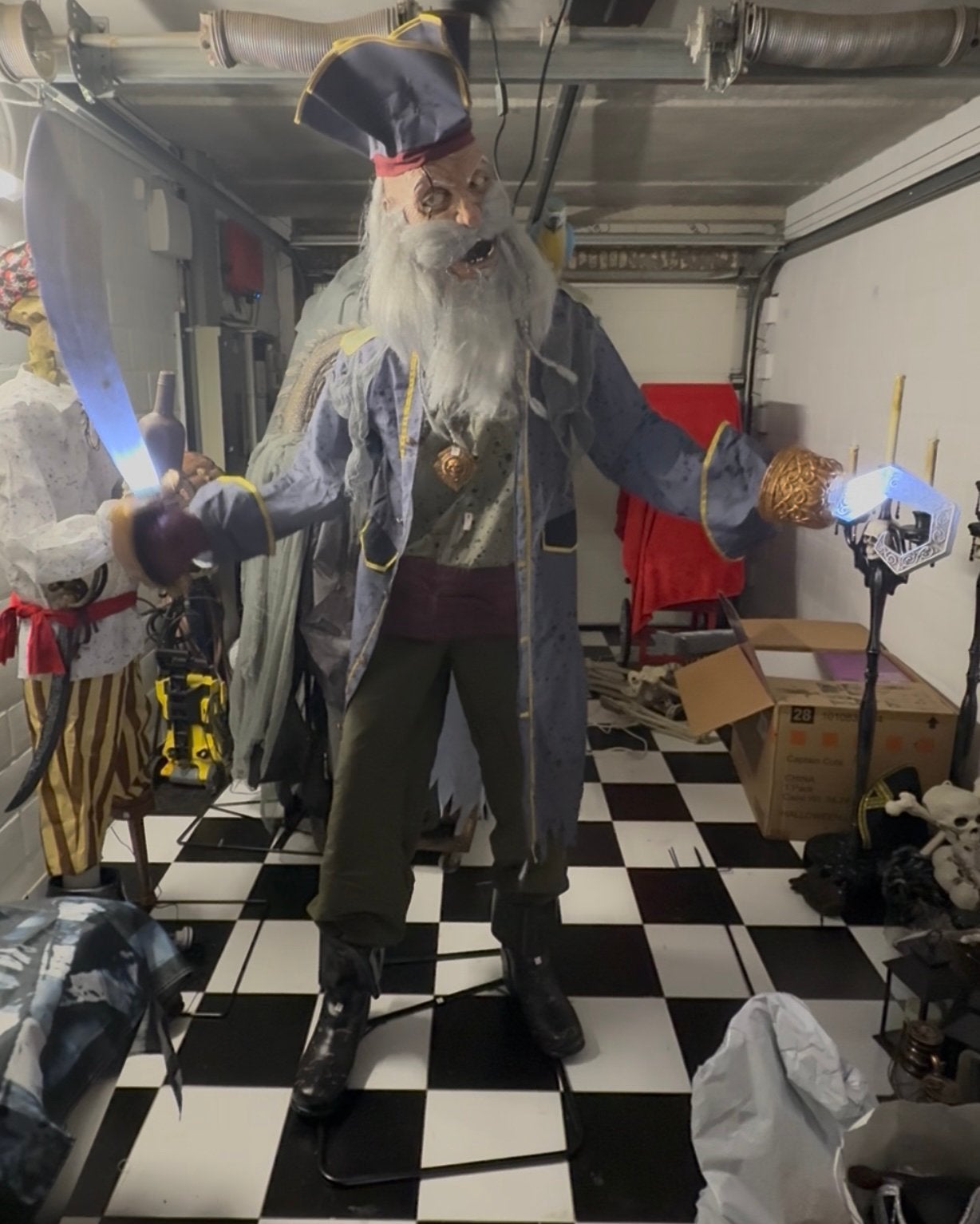 Piraat animatronics kapitein, Enlèvement, Comme neuf