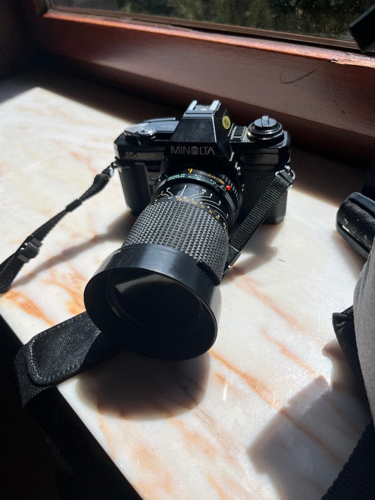 Oude minolta x-300 camera in etui, Audio, Tv en Foto, Fotocamera's Analoog, Ophalen, Gebruikt, Spiegelreflex, Minolta