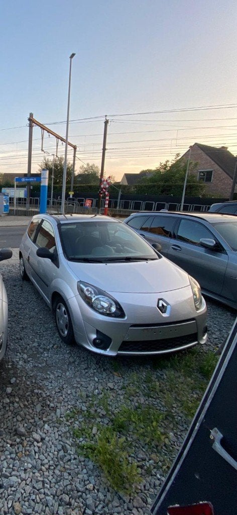 Renault Twingo, Voorwielaandrijving, Handgeschakeld, Grijs, Particulier