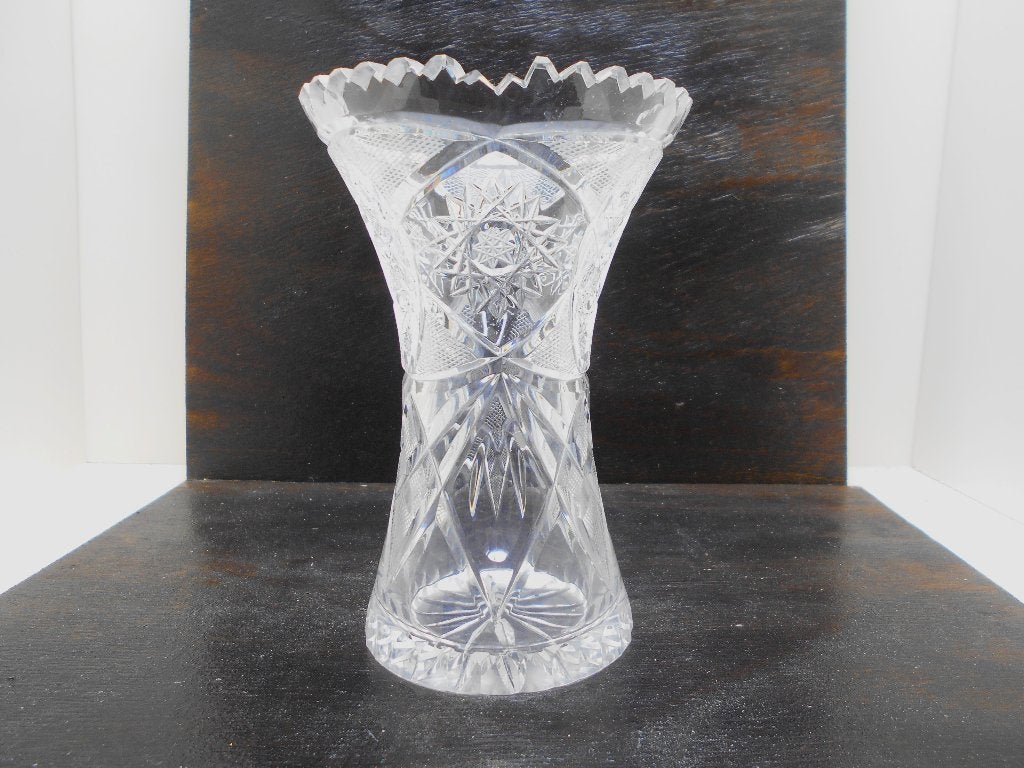 ancien vase en cristal taillé, Enlèvement ou Envoi