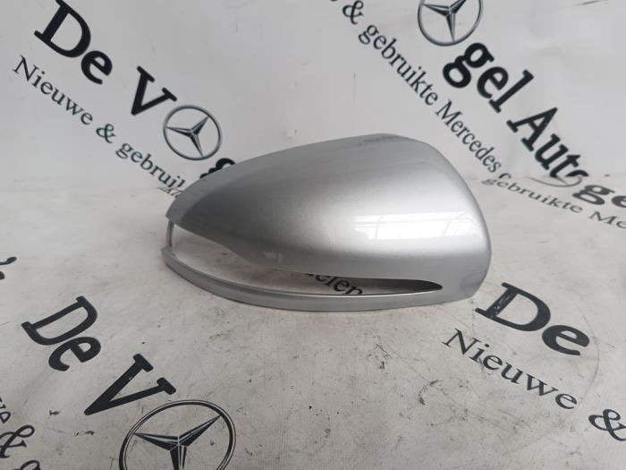 Spiegelkap rechts van een Mercedes GLC-Klasse (9775), Gebruikt, -, Ophalen of Verzenden, -