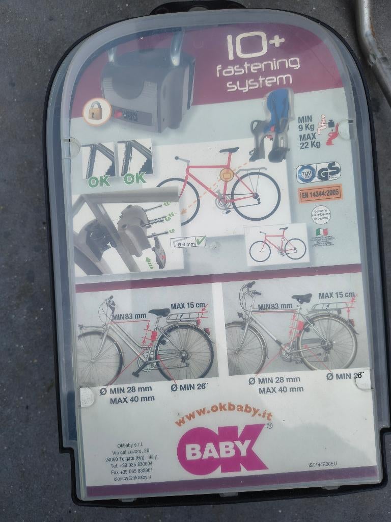 Fietsstoel + helm, Fietsen en Brommers, Fietsaccessoires | Fietsstoeltjes, Gebruikt, Achterzitje, 9 t/m 18 kg, Voetsteuntjes, Ophalen