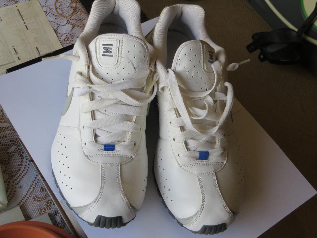 NIKE SHOX TI HERENSNEAKER MAAT 43, Vêtements | Hommes, Chaussures, Nike, Comme neuf, Enlèvement, Blanc
