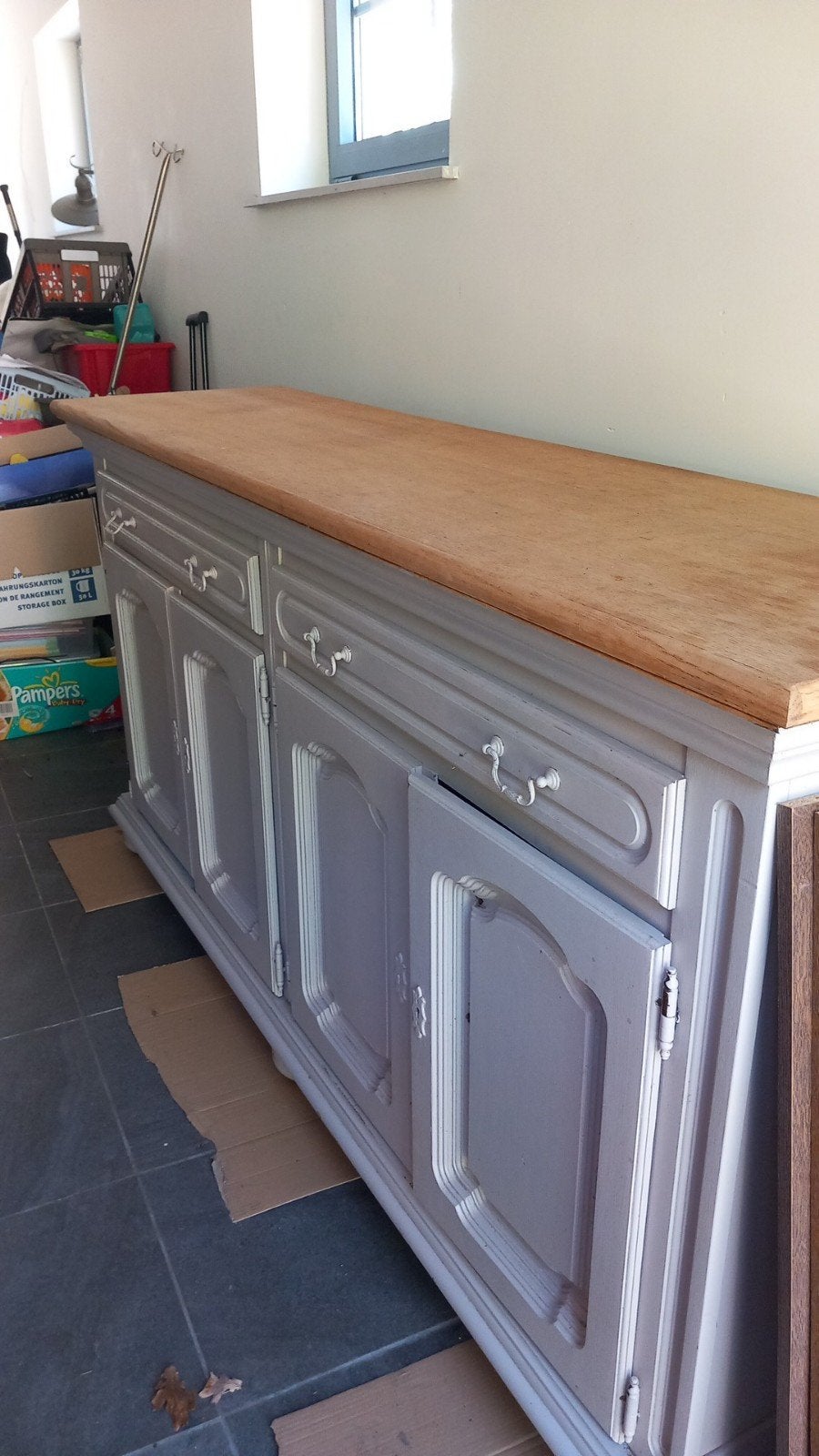 Half massieve dressoir, Ophalen