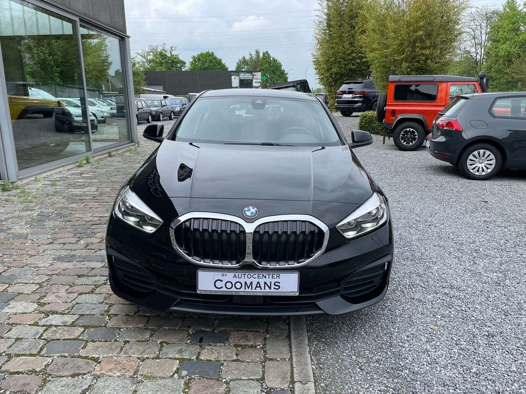 BMW 1 Serie 118 118iA OPF (16.074 + BTW) (automatique), Autos, BMW, Achat, Euro 6, Entreprise, Noir