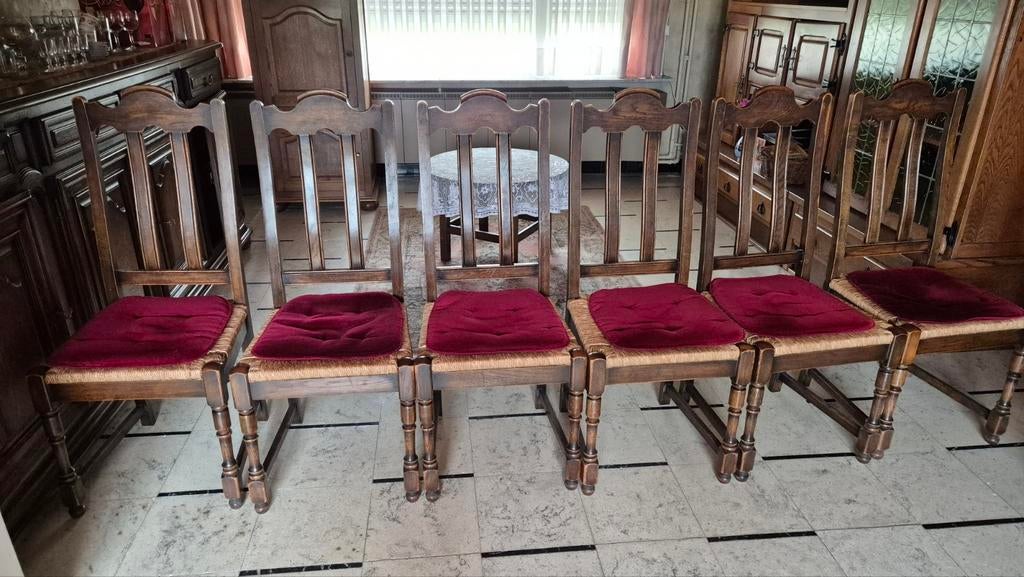 6 houten stoelen met rieten zitting, Ophalen