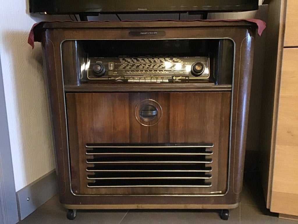 Vintage kast, fifties Telefunken radio, Ophalen