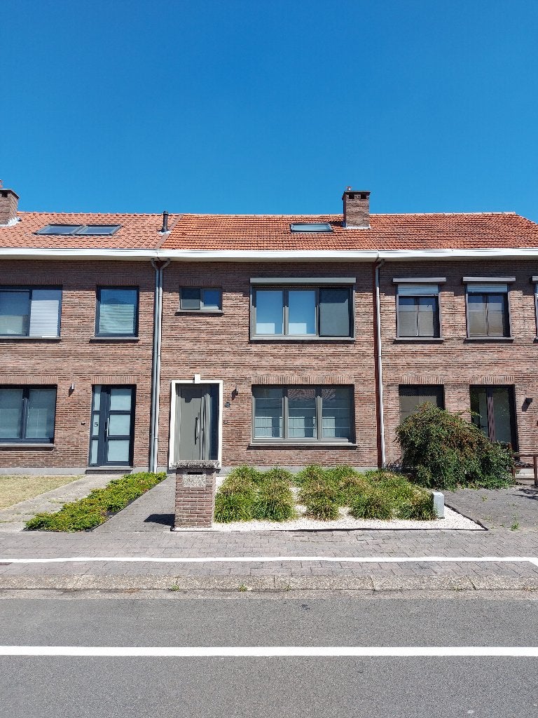 TE KOOP Huis (4slpkmr) met garage, Immo, Maisons à vendre, Anvers (ville), 200 à 500 m², Maison 2 façades, Ventes sans courtier