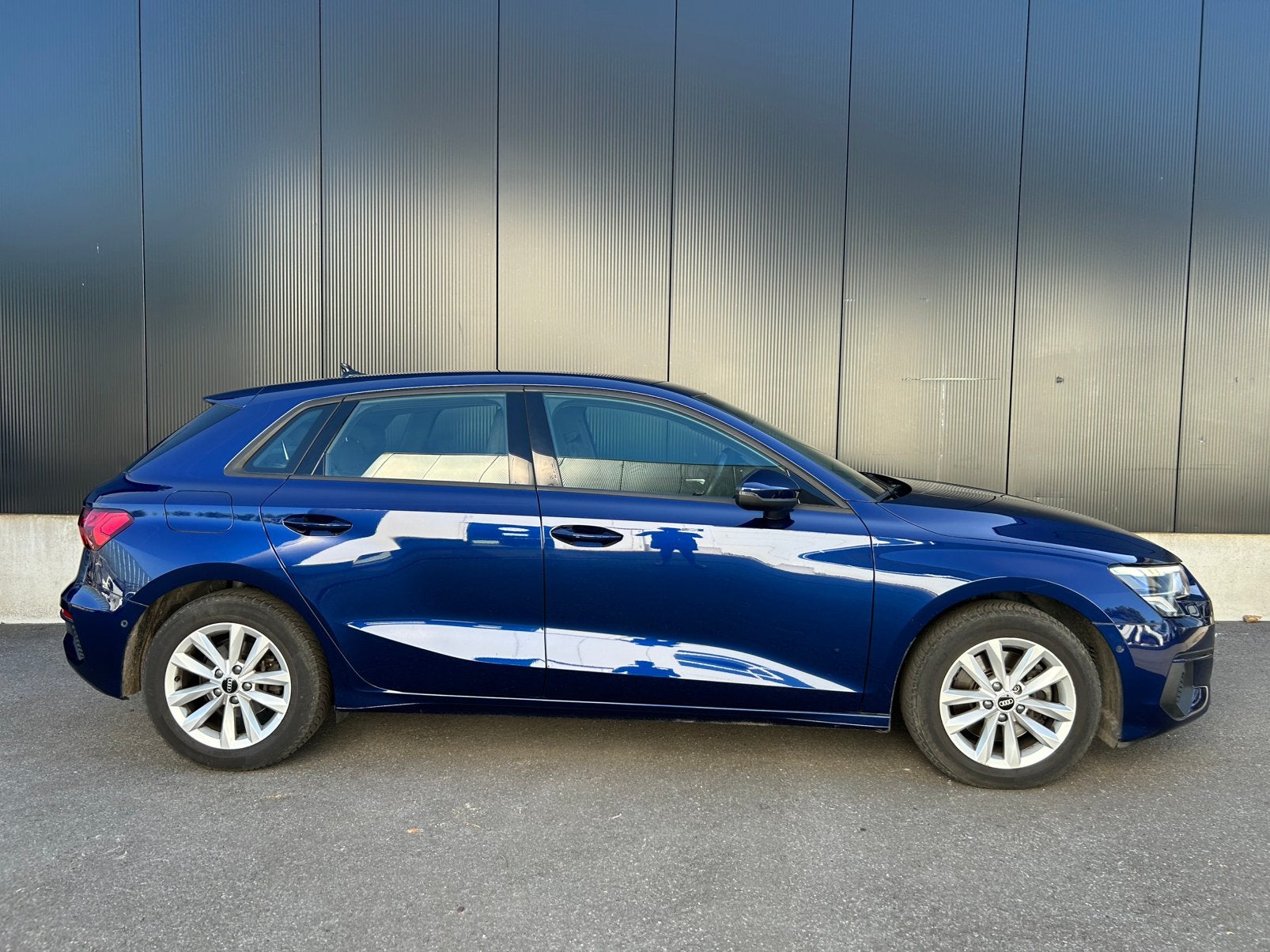 Audi A3 35 TDI / Sportback / Automaat / Apple Carplay, Auto's, Audi, Automaat, Blauw, Leder, Bedrijf