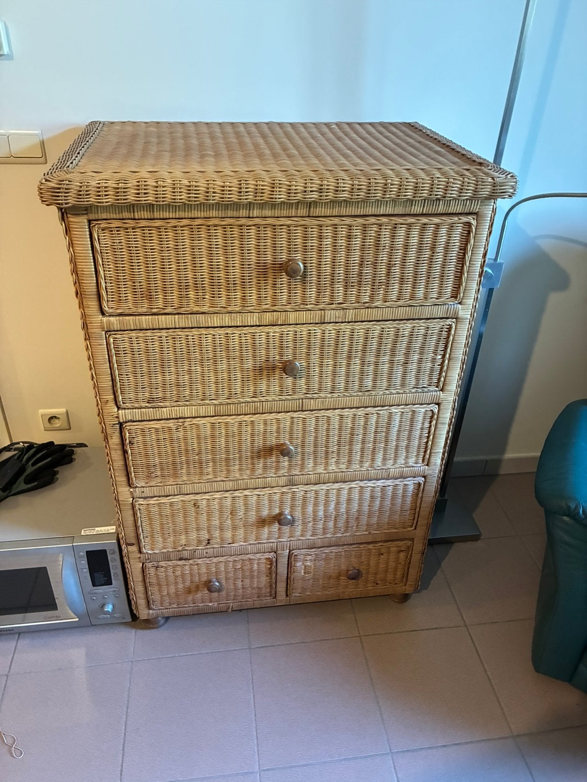 Rieten kast, Ophalen