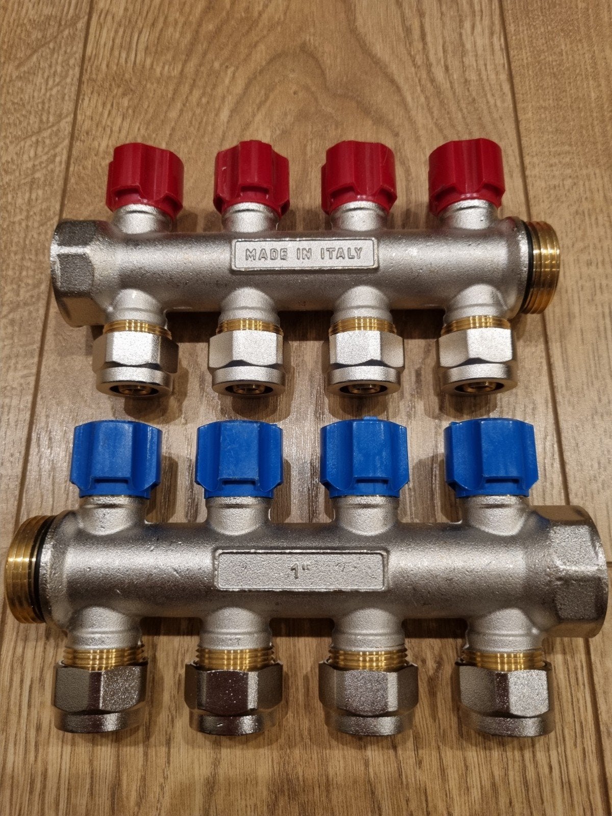 IVAR - collecteur 4x (rouge et blue), Enlèvement, Neuf