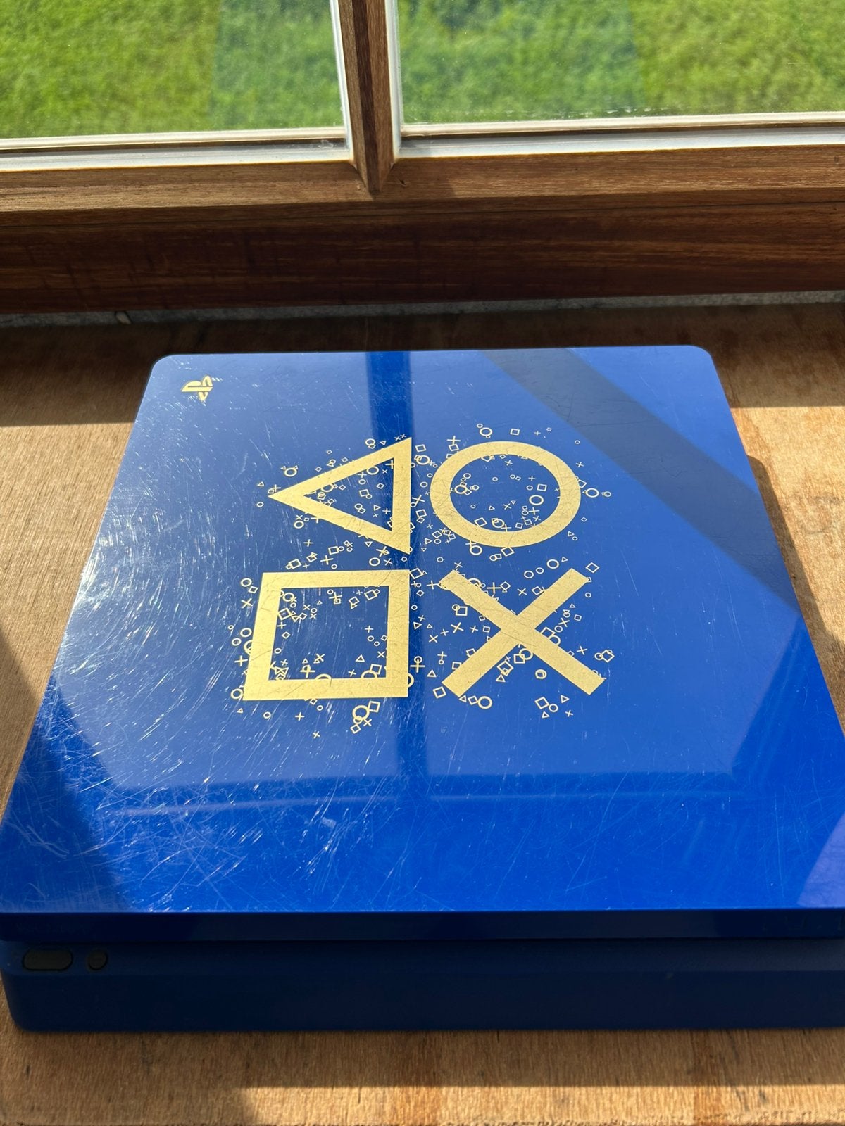 Playstation 4 slim special edition, Games en Spelcomputers, Spelcomputers | Sony PlayStation 4, 500 GB, Ophalen of Verzenden, Zo goed als nieuw
