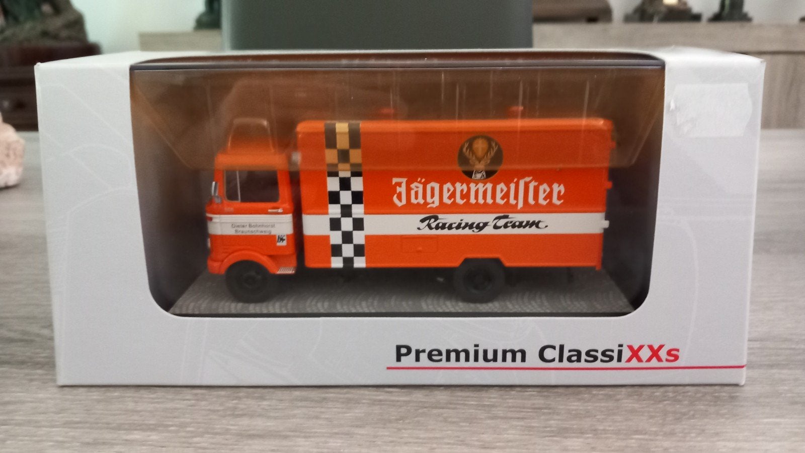 Premium ClassiXXs Mercedes LP 608 Jägermeister, Enlèvement, Comme neuf, Bus ou Camion
