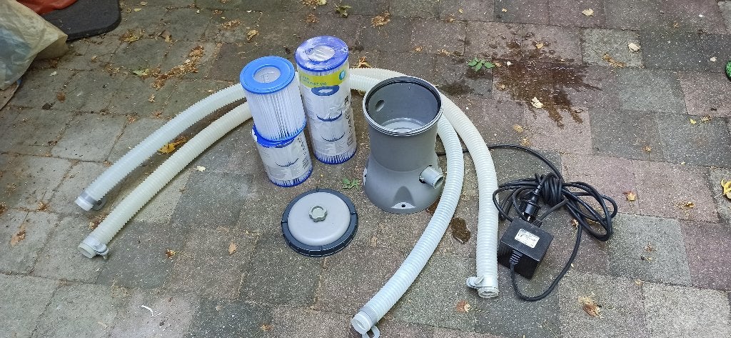 pompe piscine Bestway + 4 filtres, Jardin & Terrasse, Enlèvement, Comme neuf, Pompe
