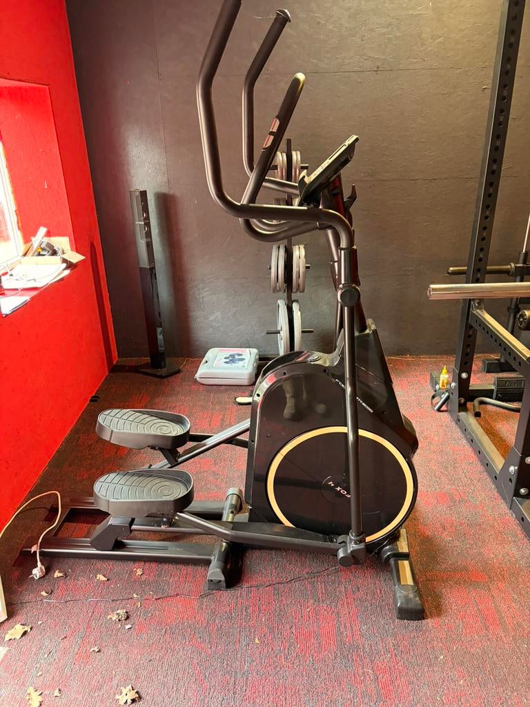 Focus fitness fox 4 crosstrainer, Sport en Fitness, Ophalen, Zo goed als nieuw, Crosstrainer