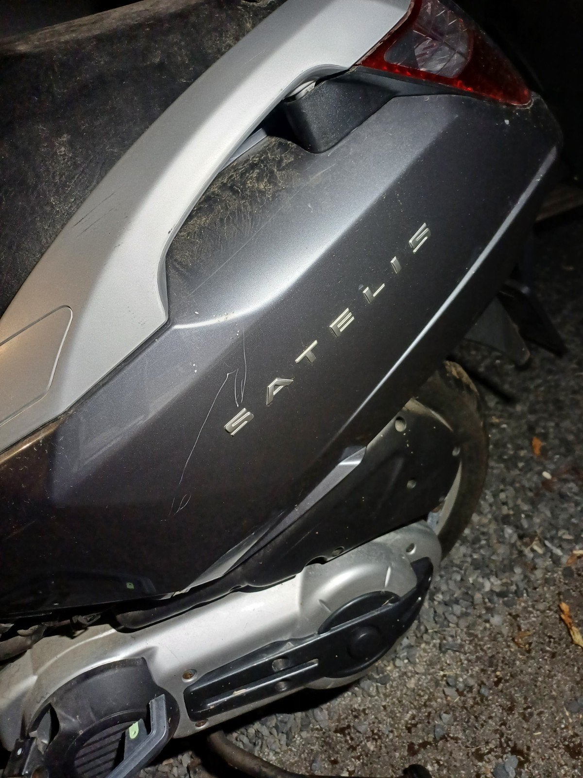 Scooteur peugeot 400cc satelis pour pieces, Ophalen, Peugeot