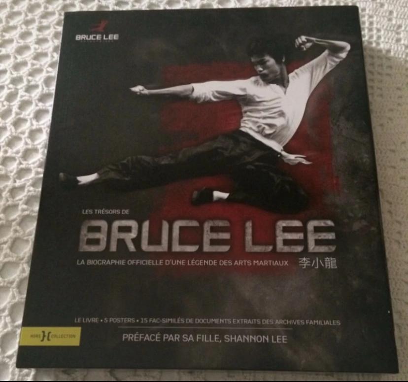 Bruce Lee tresor boek, Ophalen of Verzenden, Zo goed als nieuw, Film, Tv en Media