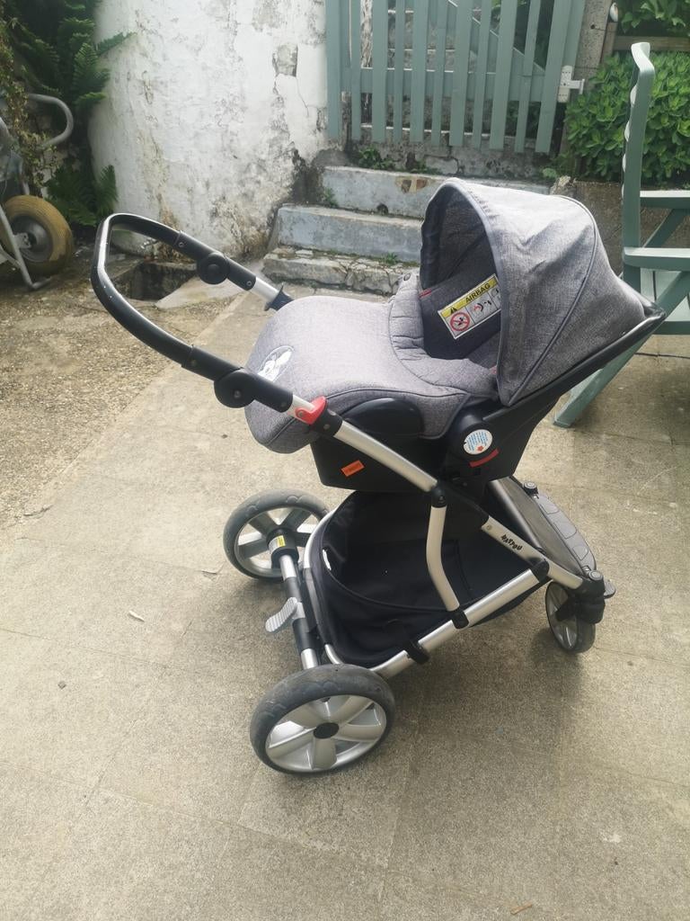 3 in 1 kinderwagen Mattou, Enfants & Bébés, Poussettes & Combinaisons, Enlèvement, Poussette