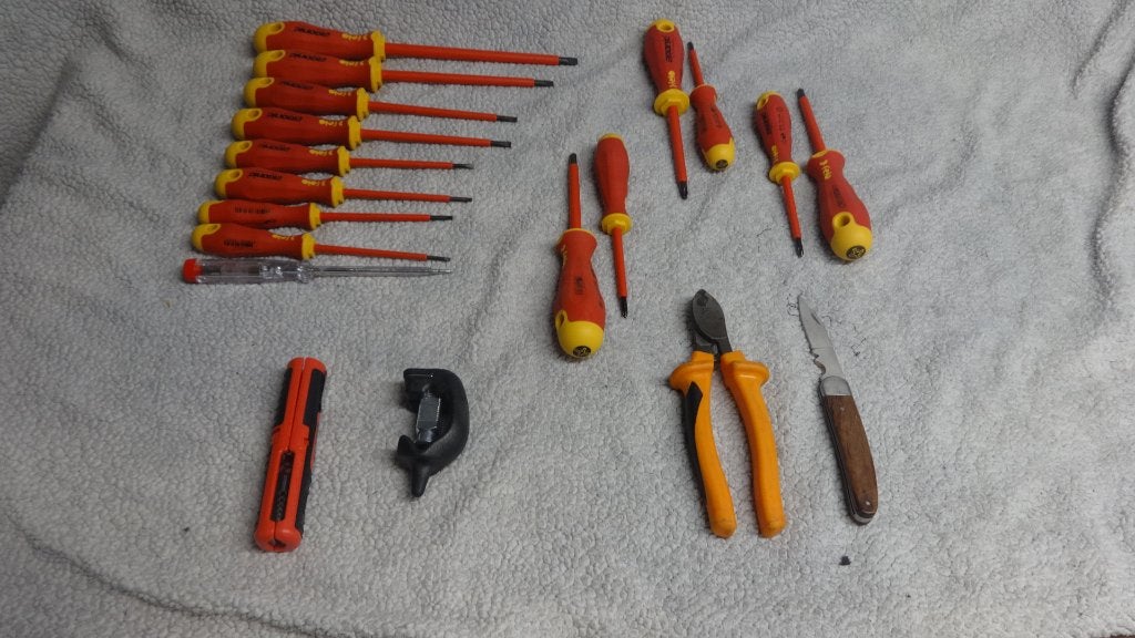 lot d'outils, Bricolage & Construction, Enlèvement ou Envoi, Neuf, Tournevis, Facom