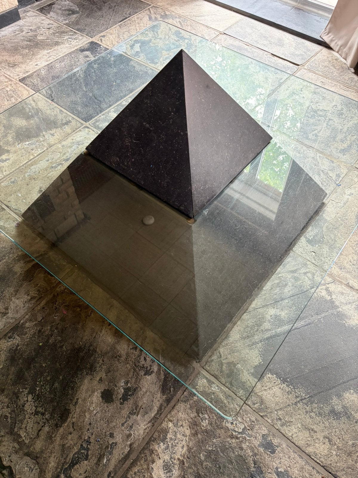 Design salontafel glas-natuursteen, Ophalen, Gebruikt, 100 tot 150 cm, Vierkant