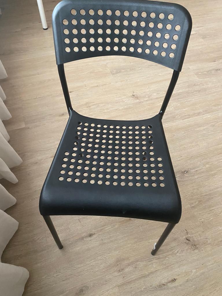 4 ikea stoelen zwart, Ophalen, Zo goed als nieuw, Zwart