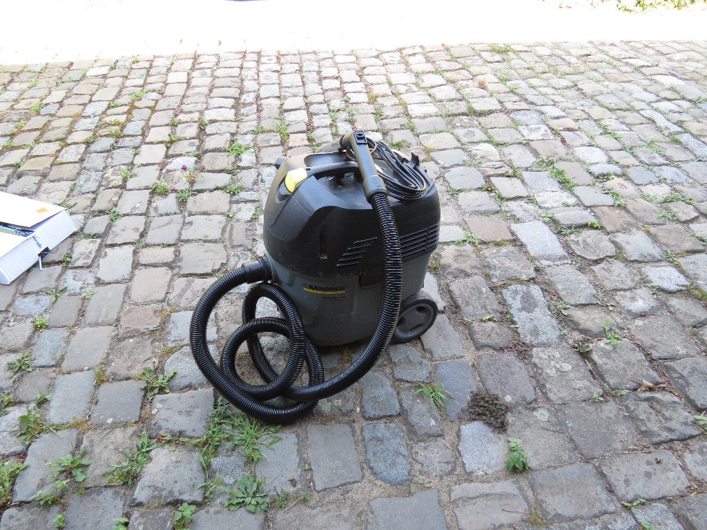 karcher stofzuiger nat/droog, Elektronische apparatuur, Stofzuigers, Kärcher, Refurbished, Industriële stofzuiger, 1200 tot 1600 watt