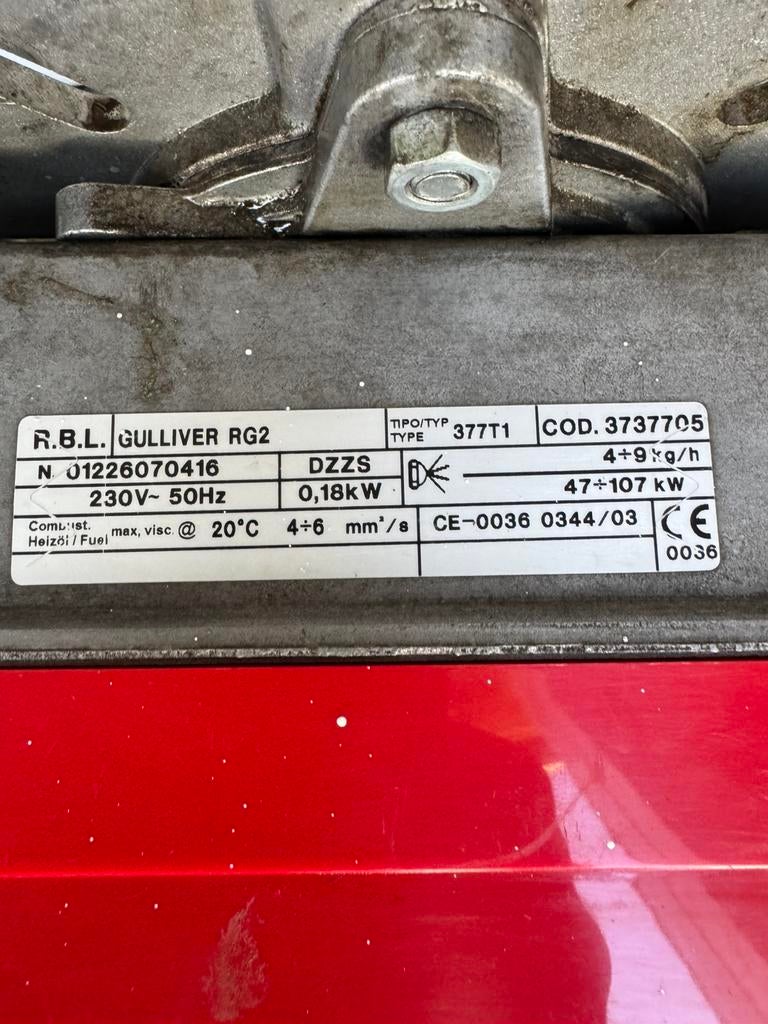 Bruleur Riello RBL RG2 47-107kw petit format mais puissant, Ophalen, Gebruikt