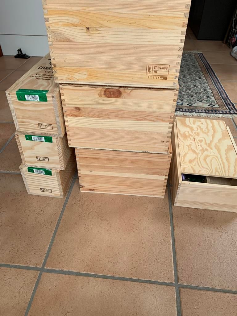 7 houten kistjes. Ideaal voor de mancave, Ophalen, Zo goed als nieuw