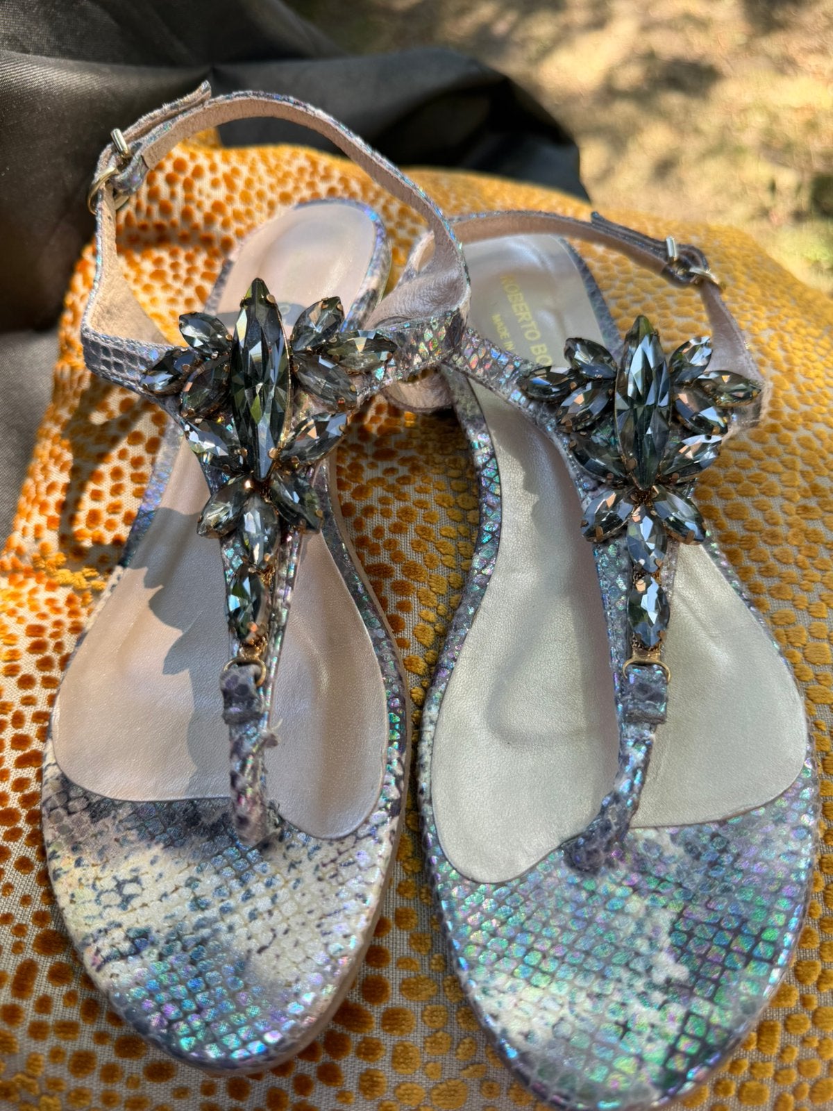 Nouveau ! Sandales belles et élégantes, Vêtements | Femmes, Chaussures, Enlèvement ou Envoi, Neuf