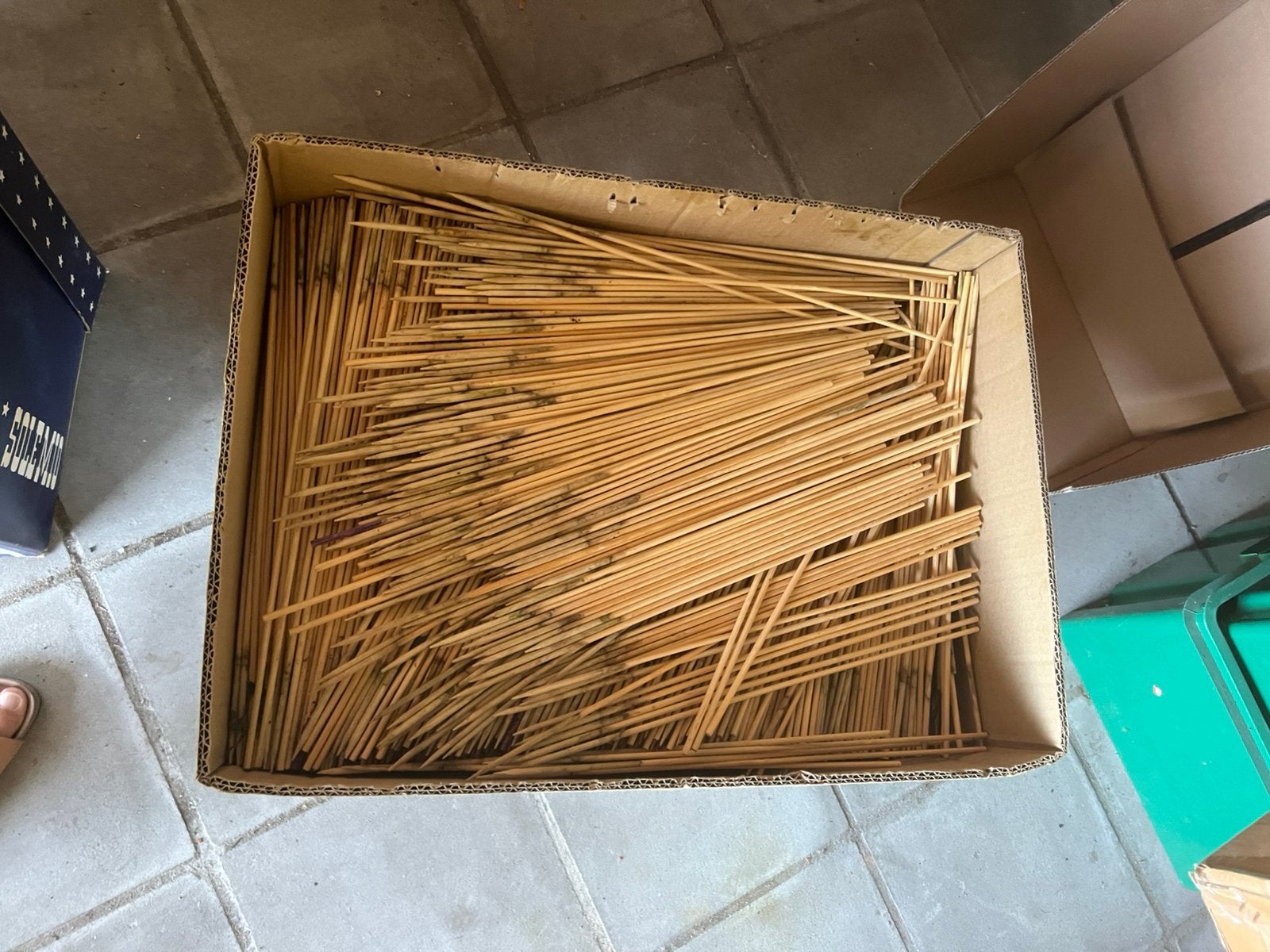 Houten stokjes, Tuin en Terras, Ophalen