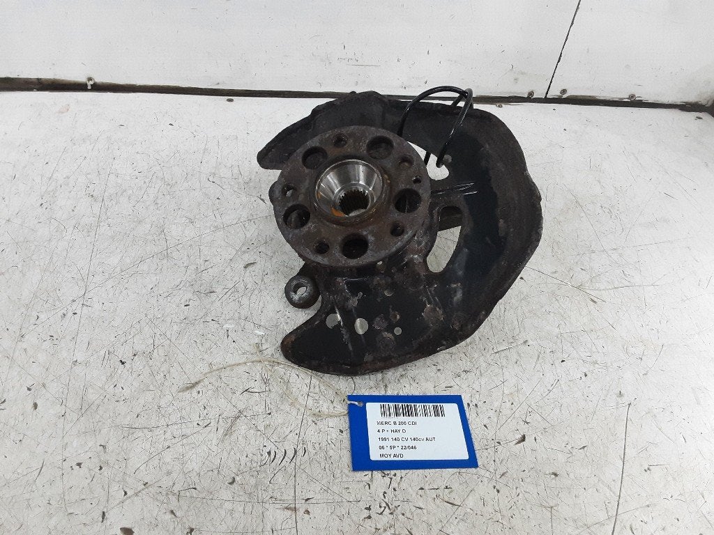 MOYEU DE ROUE AVANT DROIT Mercedes-Benz B (W245), Mercedes-Benz, Utilisé, Dialog.mb@mercedes-benz.com, Mercedes-Benz AG