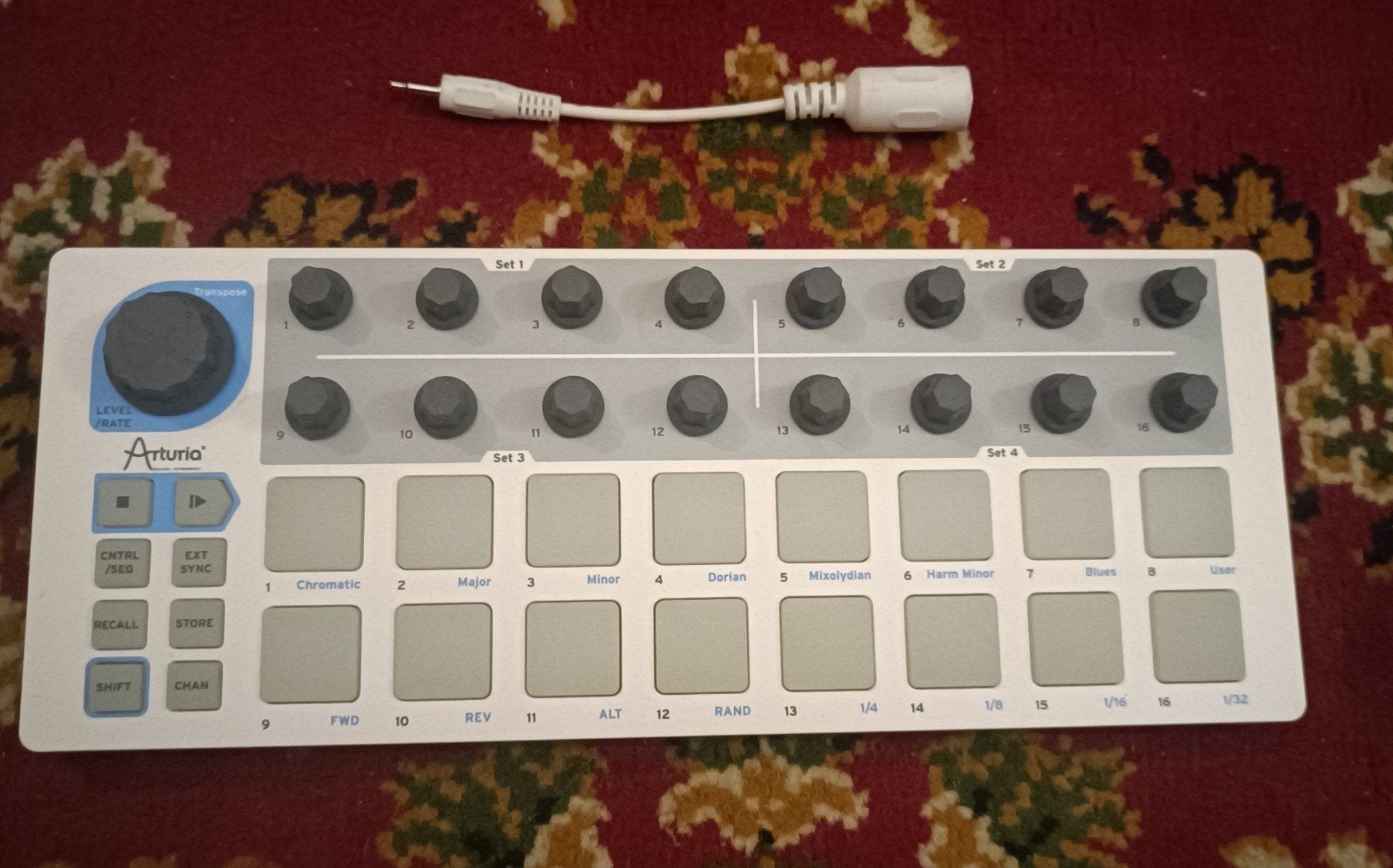 Arturia BeatStep Sequencer, Muziek en Instrumenten, Ophalen