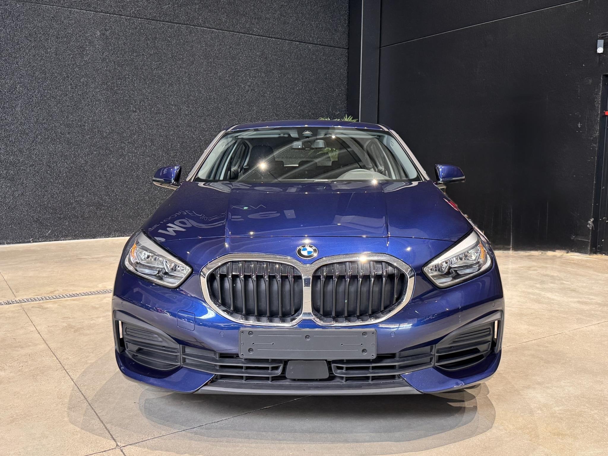 BMW 1 Serie Hatch 118iA (103 kW) (automatique), Achat, Entreprise, Carnet d'entretien, 5 portes