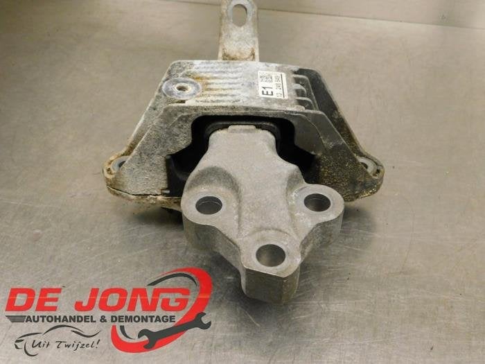 Support moteur d'un Opel Zafira C, -, Opel, 3 mois de garantie, Utilisé