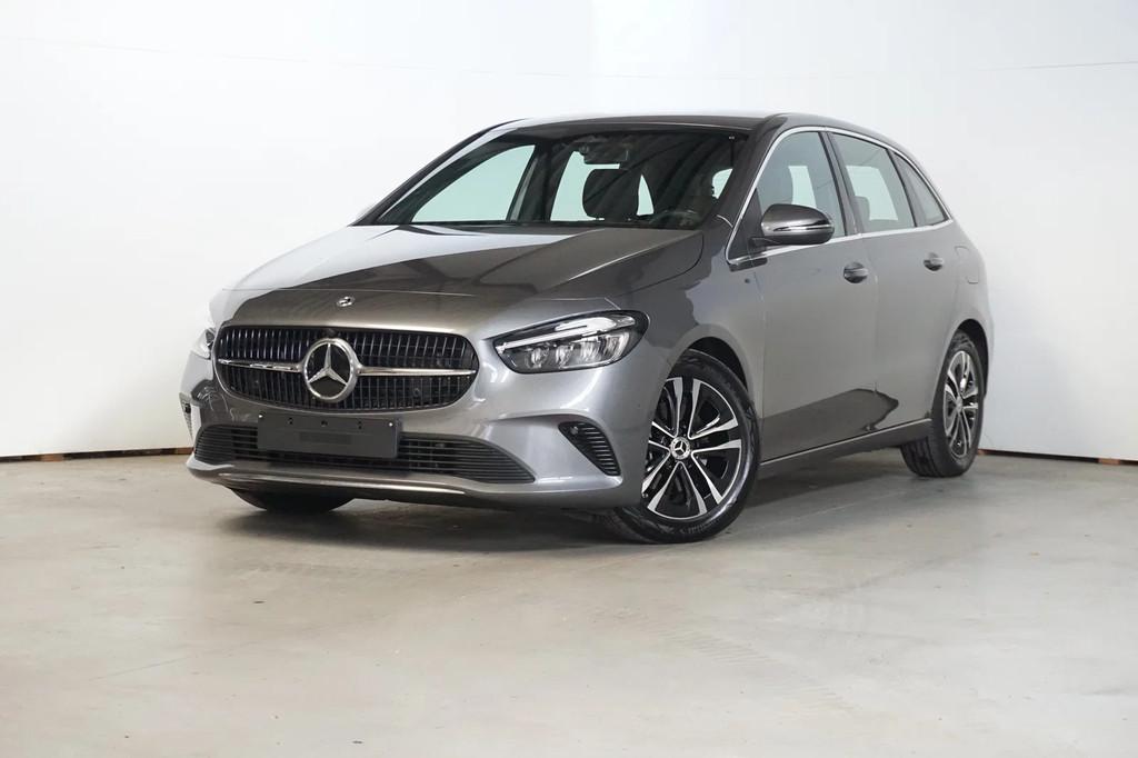 Mercedes-Benz B-CLASS B 200 (bj 2025, automaat), Auto's, Mercedes-Benz, Automaat, Parkeersensor, Leder en Stof, 120 kW