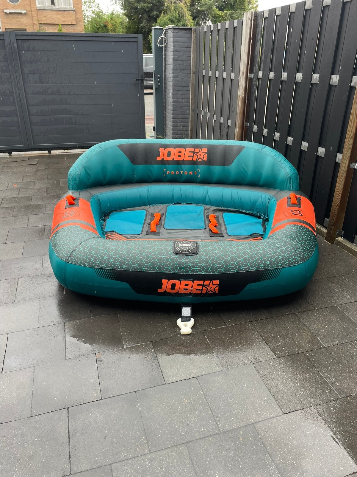 Funtube Jobe 3 persoons, Sports nautiques & Bateaux, Canoës, Enlèvement, Comme neuf