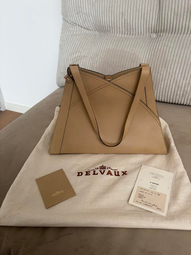 Delvaux “Smile Jumping” handtas – camel  + kaart van aankoop, Handtassen en Accessoires, Tassen | Damestassen, Ophalen, Zo goed als nieuw
