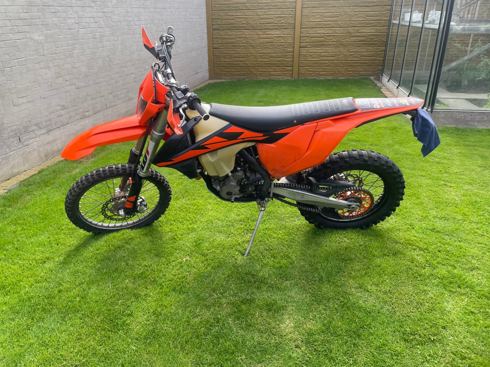KTM EXC-F 250 (2017), Motoren, Motoren | KTM, Particulier, Enduro, 12 t/m 35 kW, 1 cilinder, LED Verlichting, Handgeschakeld, Gebruikt