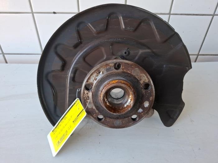 Support joint avant gauche d'un Volkswagen Golf Sportsvan, Volkswagen, -, 3 mois de garantie, Utilisé