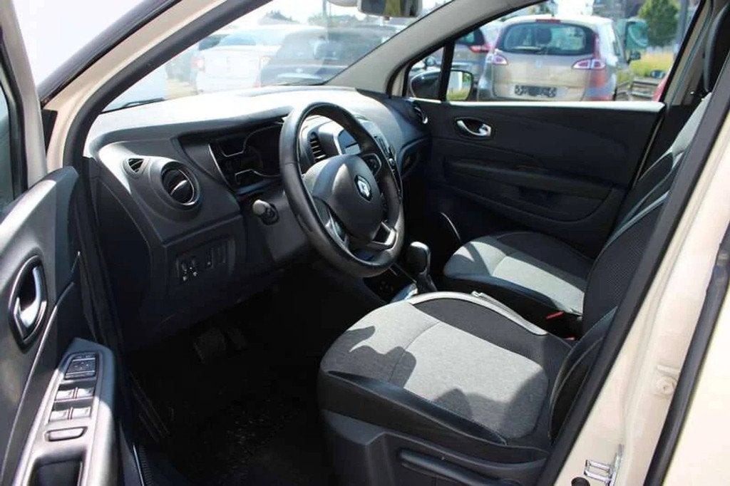Renault Captur Airco / Cruise / Inclusief 3 JAAR garantie!, Automaat, Gebruikt, 4 cilinders, Wit