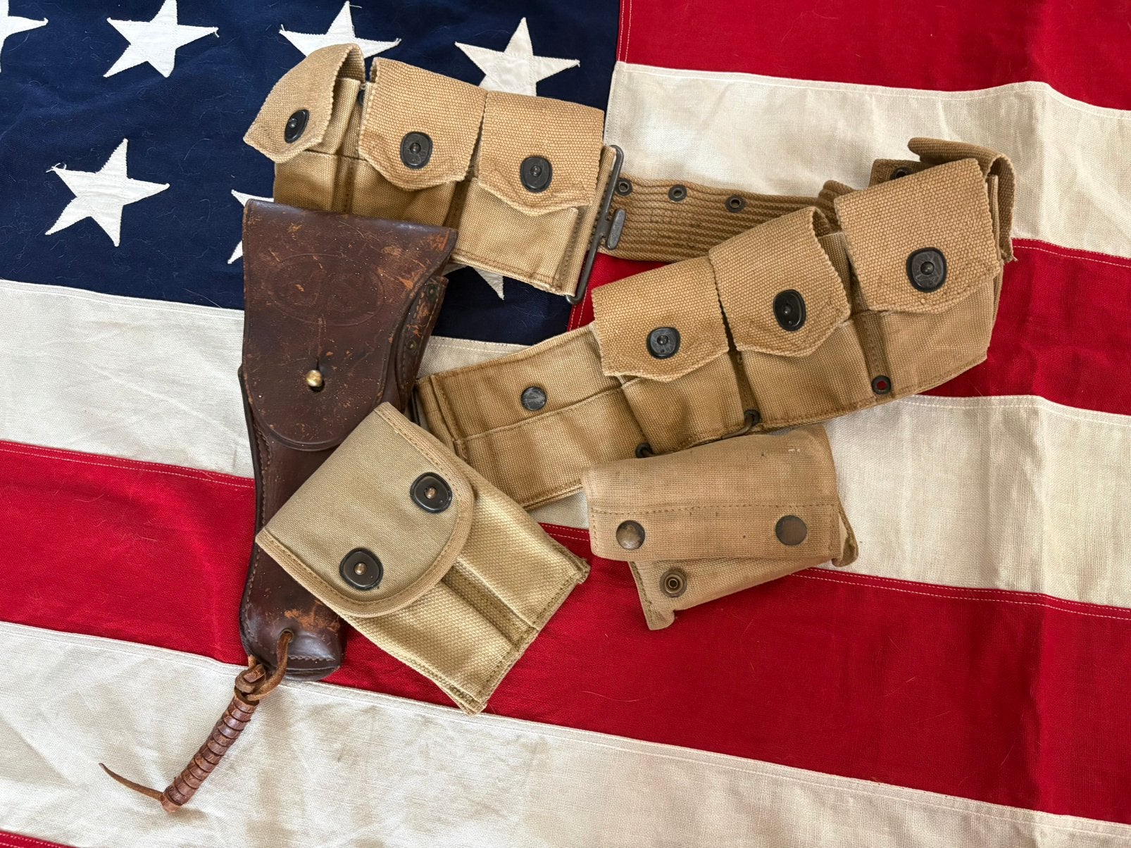 US WW1-WW2 M1910 belt, Collections, Enlèvement ou Envoi